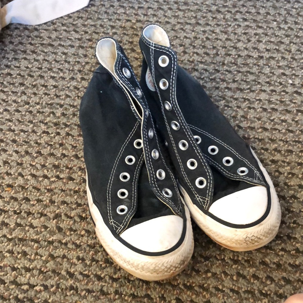 Black high top converse